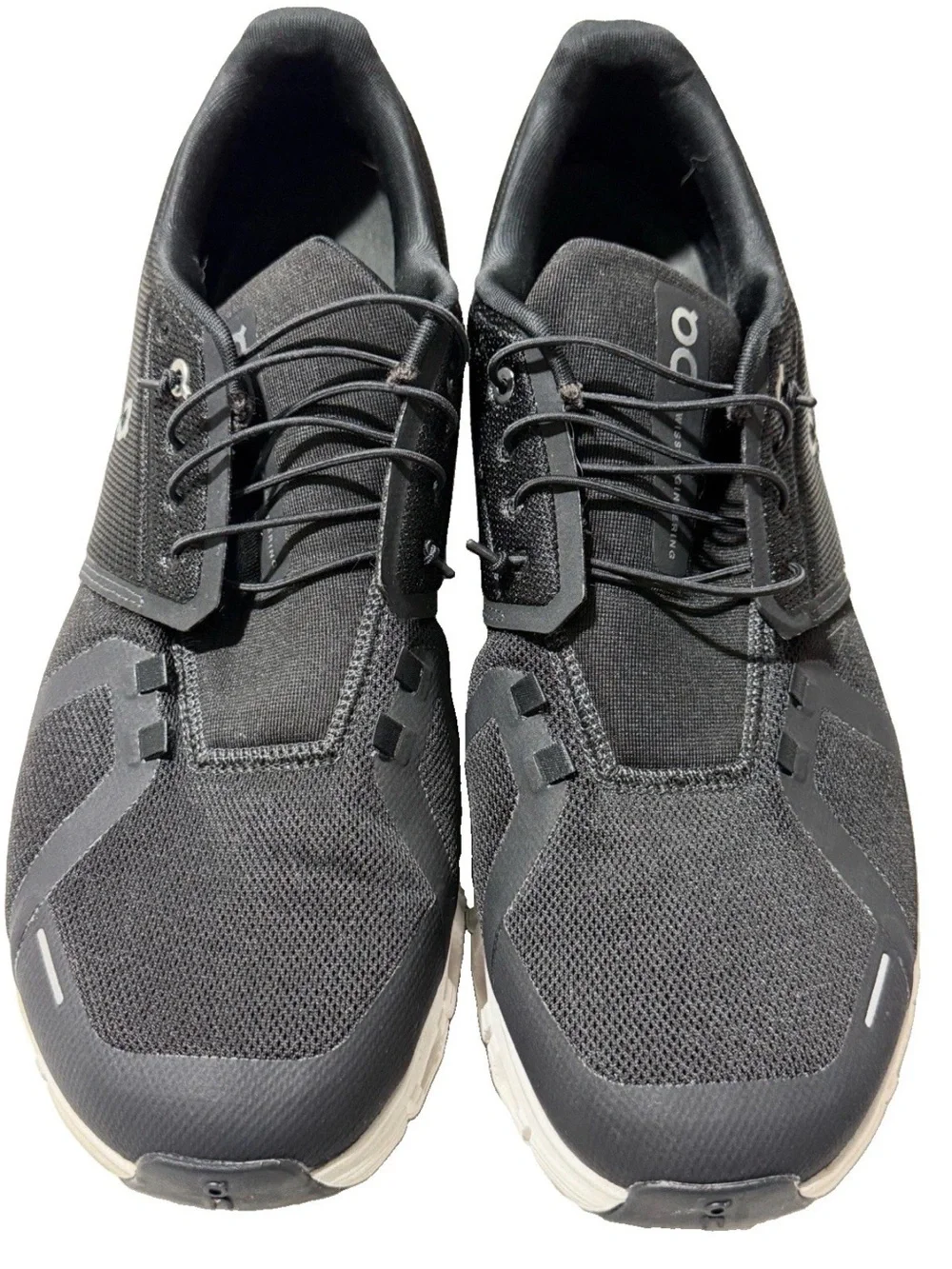 Men's On Cloud 6 in the Black/White colorway Size 14